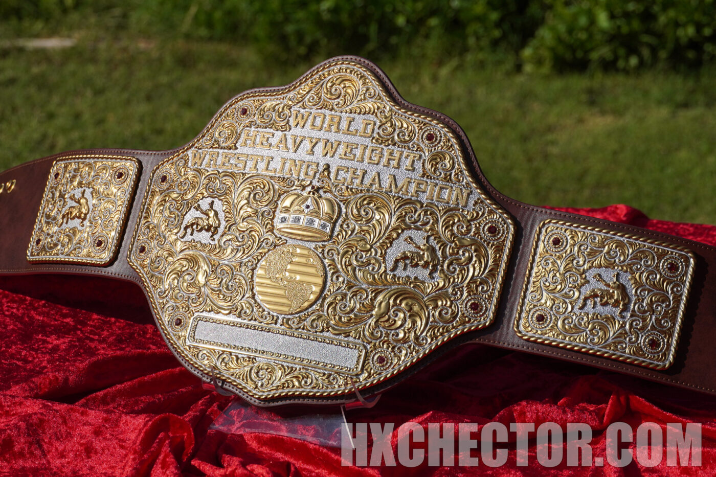 Big Gold World Heavyweight Championship Replica V2 - WWE Shop ...