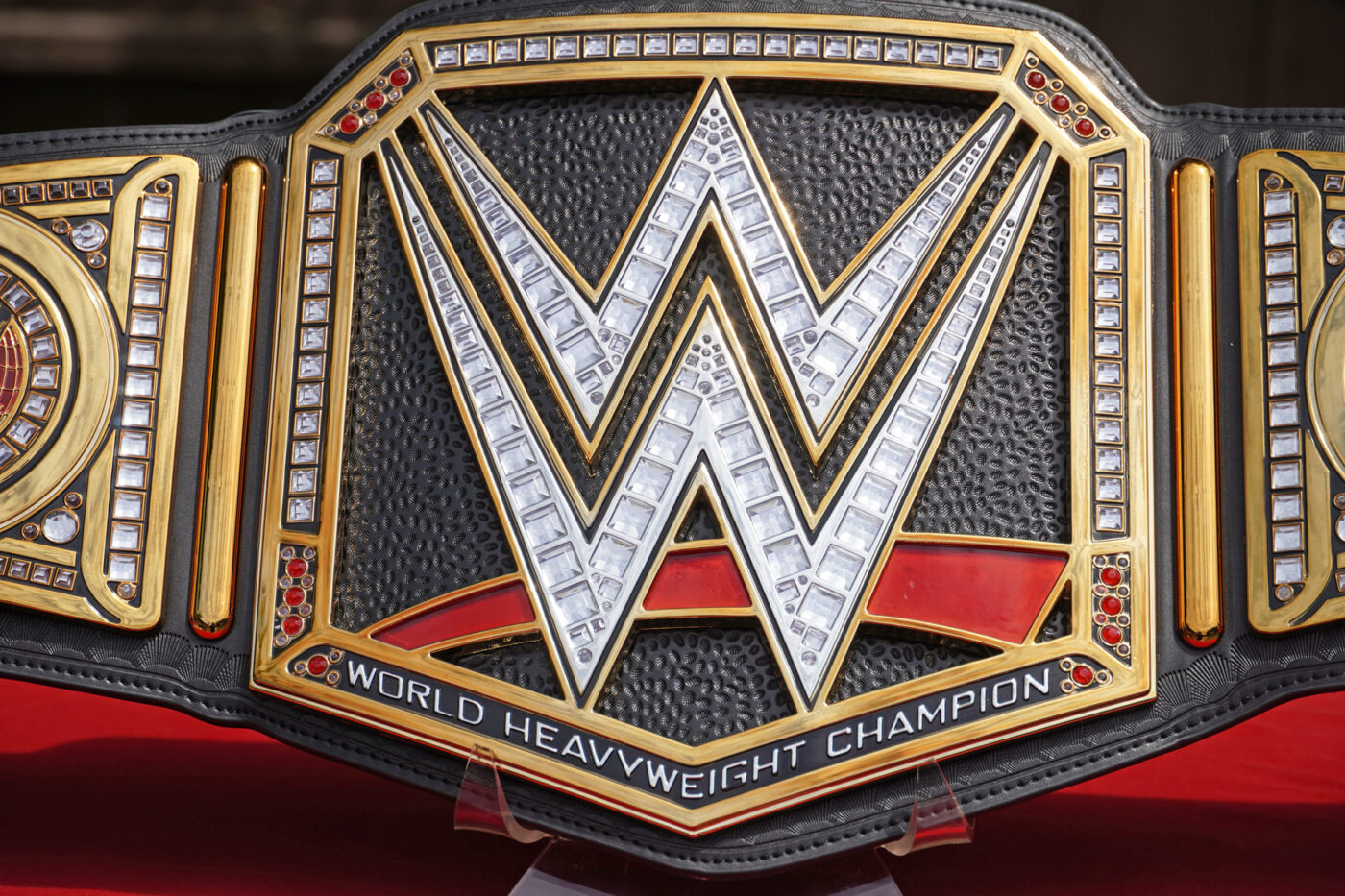 WWE Championship 2014 Jakks Pacific Belt Review | hXcHector.com